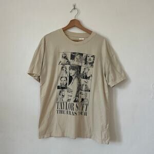 Taylor Swift – The Eras Tour Merch Cream & Black Graphic Band Tee